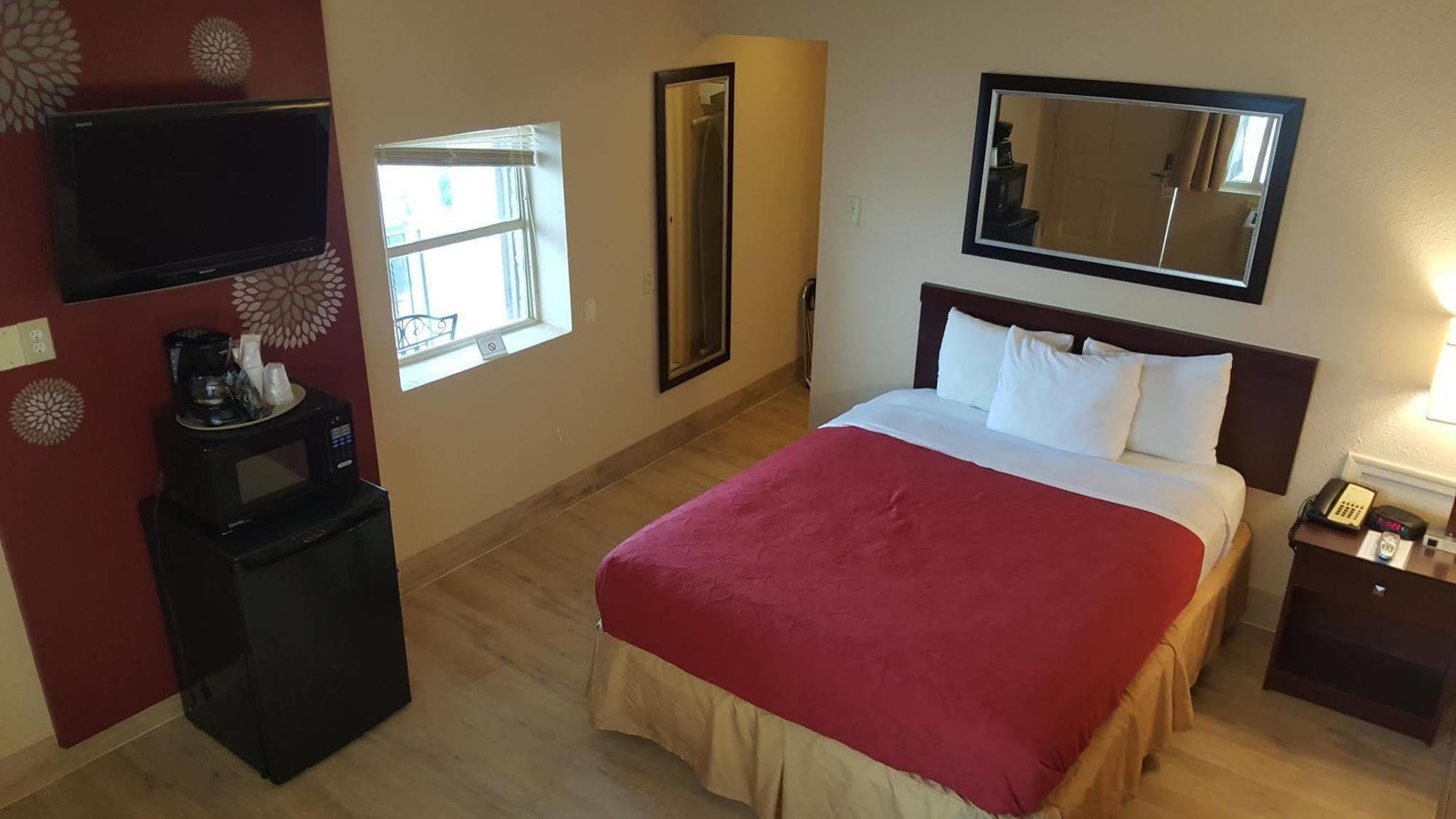 Waterfront Inn Phl Airport Essington Eksteriør billede